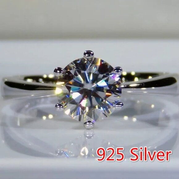 Classic Sterling Silver Plate 1ct Round Cut CZ Solitaire - Picture 1 of 3